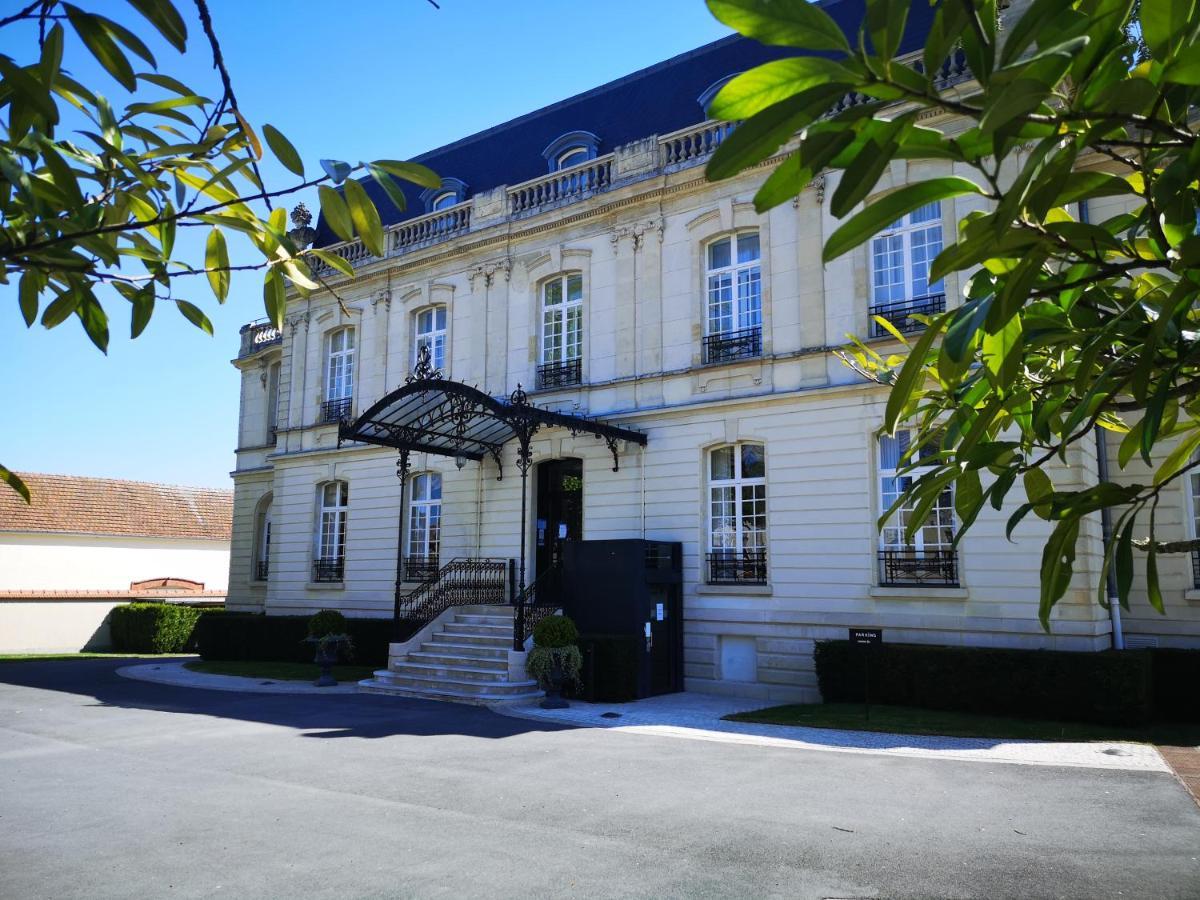 Chateau De Rilly - Les Collectionneurs Hotel Exterior photo